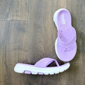 Skechers FOAMIES Go Walk 5 Flip Flops | Lilac | Size: 6